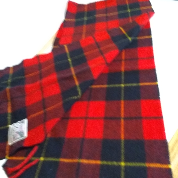 Scottish scarf. - Picture 2 of 7